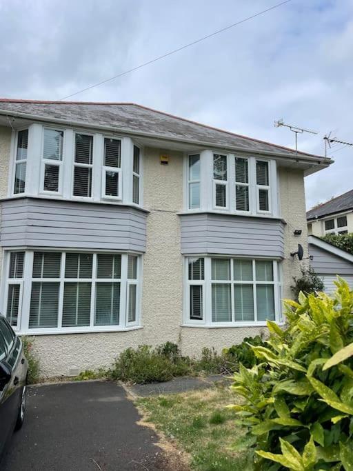 Modern 2 Bed Flat W Parking, Dog Friendly, Central Bournemouth Luaran gambar
