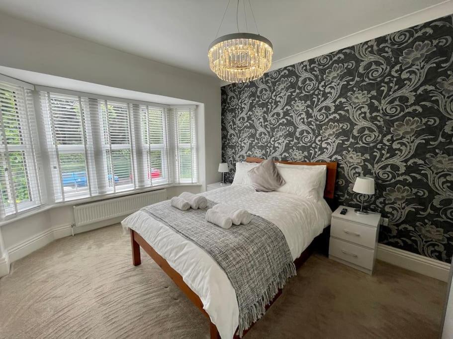 Modern 2 Bed Flat W Parking, Dog Friendly, Central Bournemouth Luaran gambar