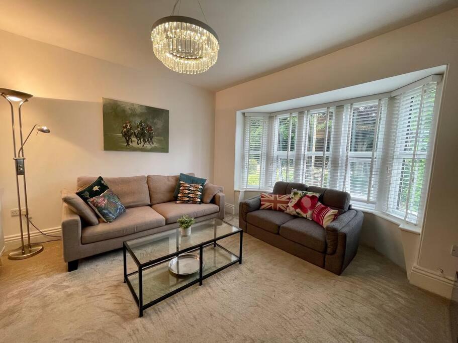 Modern 2 Bed Flat W Parking, Dog Friendly, Central Bournemouth Luaran gambar