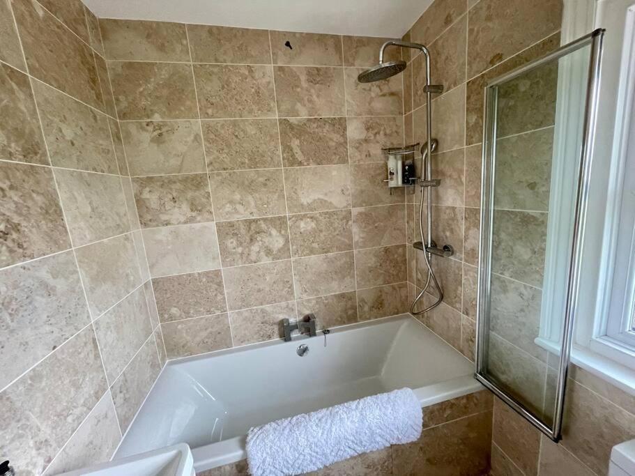 Modern 2 Bed Flat W Parking, Dog Friendly, Central Bournemouth Luaran gambar