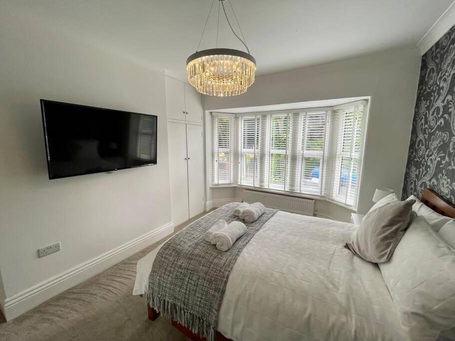 Modern 2 Bed Flat W Parking, Dog Friendly, Central Bournemouth Luaran gambar